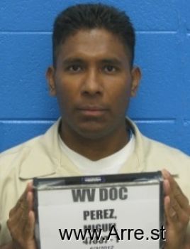 Miguel D Perez Mugshot