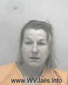 Mae Loretta Cantrell Mugshot