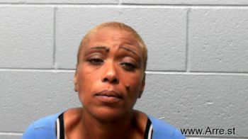 Renita Chenelle Trigg Mugshot