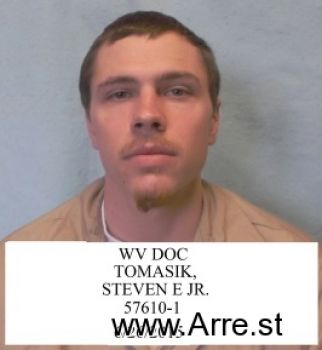 Steven E Tomasik, Jr Mugshot