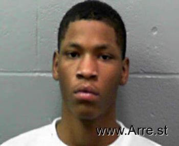 Taevion  Thompson Mugshot