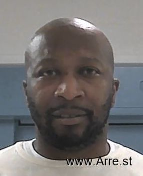 Tyrone  Lewis Mugshot