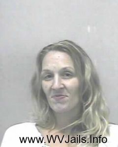 Amanda Datson Arrest Mugshot