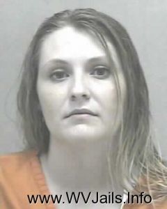 Amanda Miller Arrest Mugshot