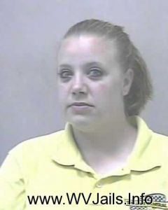 Amanda Plumley Arrest Mugshot