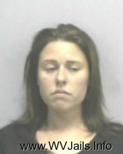 Amber Farrow Arrest Mugshot