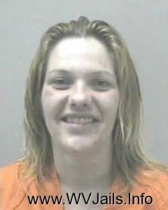 Anna Lloyd Arrest Mugshot