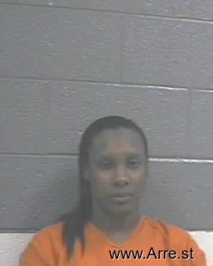 Cianna Moore Arrest Mugshot