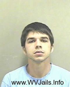 Derek Bragg Arrest