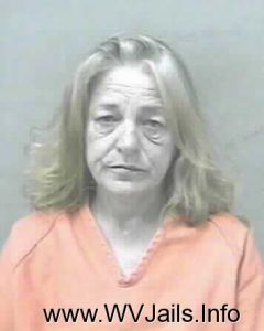  Dinah Jarvis Arrest