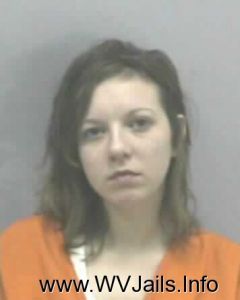  Kami Hinzman Arrest