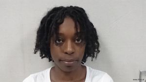 Lania Benton Arrest Mugshot