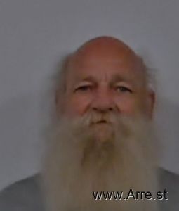 Lester Bennett Arrest Mugshot