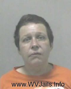 Lucinda Hammons Arrest Mugshot