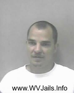 Matthew Utterback Arrest Mugshot