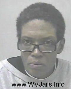 Nina Claytor Arrest Mugshot