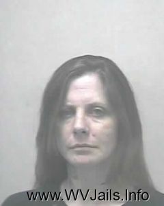 Teresa Lanham Arrest Mugshot
