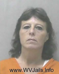 Tina Kesner Arrest Mugshot