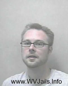 Travis Lineberry Arrest Mugshot