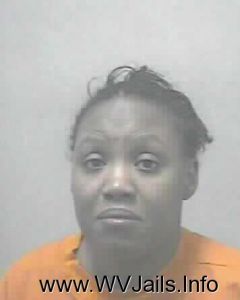 Tushauna Clay Arrest Mugshot