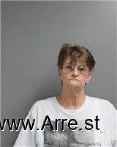 Vicki Hartshorn Arrest Mugshot