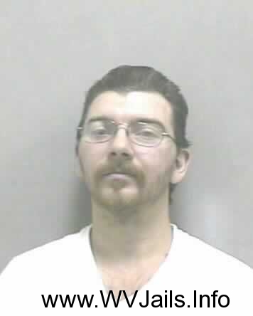 Roger Dunn - Hancock, West Virginia 8/27/2011 Arrest Mugshot
