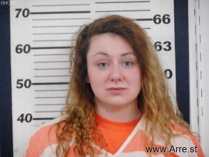 Tori Smith Arrest Mugshot