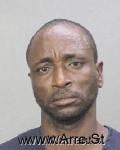 Courtney Clark Arrest Mugshot