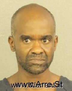 Dustin Fernandez Arrest Mugshot