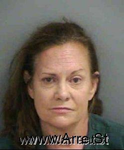 Kari Barefoot Arrest Mugshot