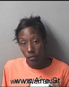 Kenturah Woods Arrest Mugshot