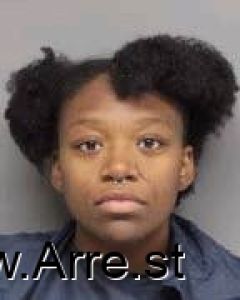 Laresha Baker Arrest Mugshot