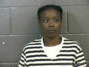 Charnale Jennings Arrest Mugshot